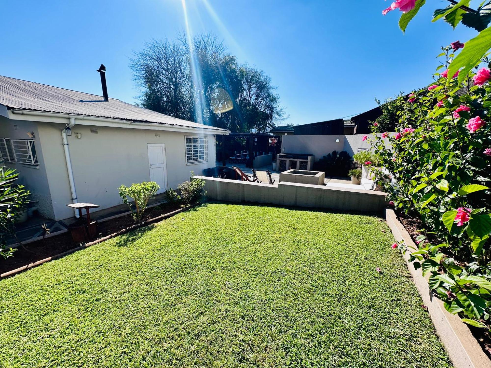 סאבי 49Onmain Self Catering Holiday Home מראה חיצוני תמונה